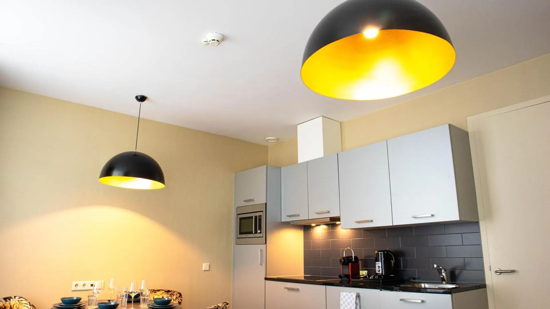 Golden Mansion Aparthotel Amsterdam 3*,